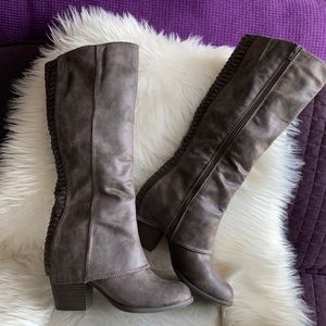 FERGALICIOUS Braided Knee Hi Boots 7.5